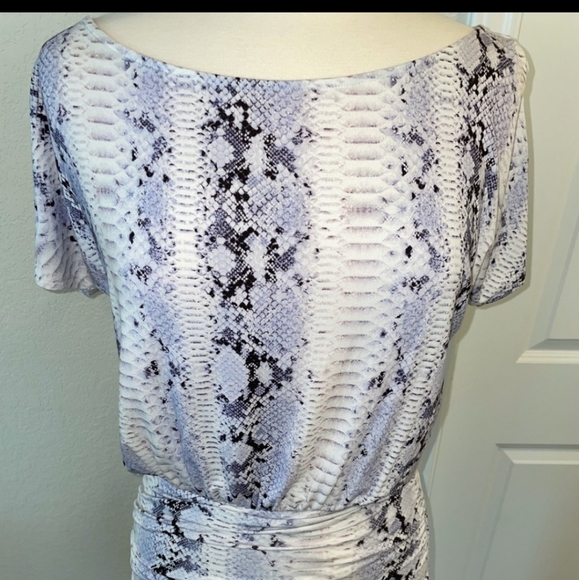 Baukjen Designer Dress - Picture 5 of 12